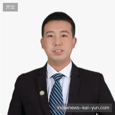 孔亮亮